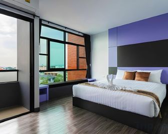 Br Grand Hotel - Hat Yai - Bedroom