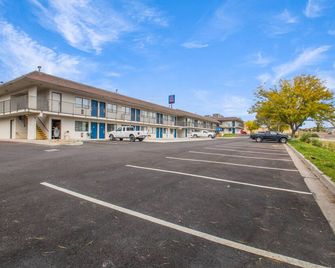Motel 6-Elko, Nv - Elko - Building