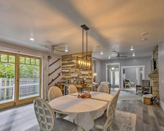 Bright Lower-Level Unit about 1 Mi to Lake Michigan - Ludington - Dining room