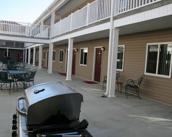 Affordable Suites Mooresville - Mooresville - Innenhof