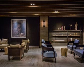 تشانجيو هوتل - مدينة تاينان - ردهة