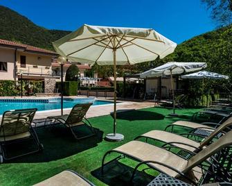 Guesia Village Hotel e Spa - Foligno - Pool