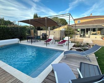 Les Menthes Sauvages - Suze-la-Rousse - Piscine