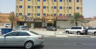 Al Eairy Furnished Apartments Al Ahsa 4 - Hofuf - Toà nhà