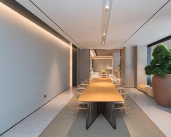 Ji Hotel Nanjing Olympic Sports Center Zhongtai International Plaza - Nanjing - Matsal