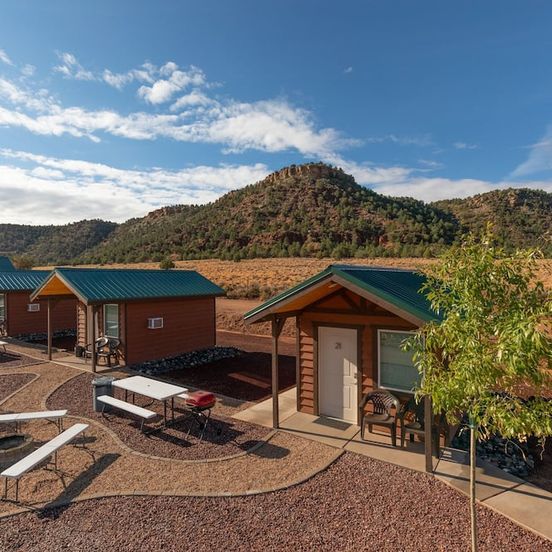 Building view of Gooseberry Lodges
