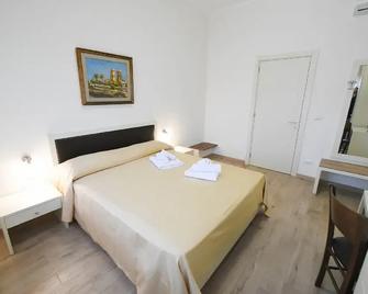 Fra'imari - Gallipoli - Schlafzimmer