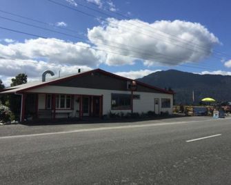 Kokatahi Valley Country Inn - Hokitika - Ingresso