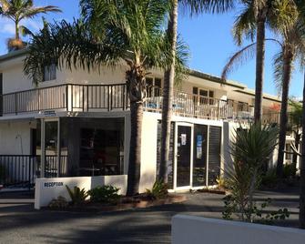 Ocean Parade Motel - Coffs Harbour - Building