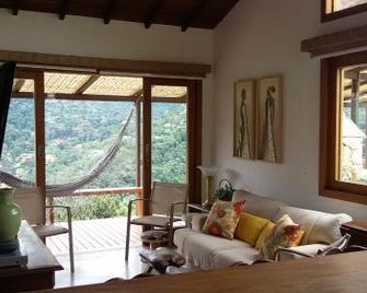 Chale Da Manga Larga - Itaipava