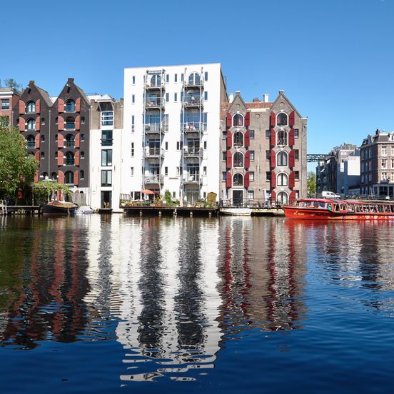 Outdoors view view of Holiday Inn Express Amsterdam - City Hall