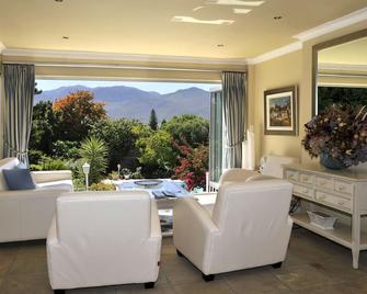 Alba House Guest House - Paarl - Wohnzimmer