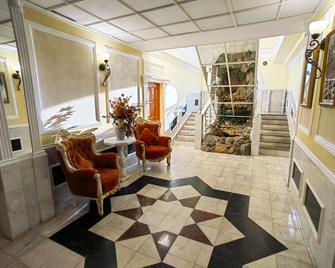 Kleopatra Hotel - Ufa - Lobby