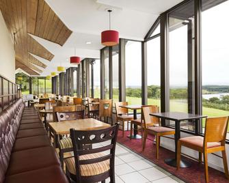 Days Inn by Wyndham Kendal Killington Lake - Kendal - Ресторан