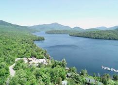 Cozy, relaxing condo overlooking Whiteface Club Resort near Jackrabbit trail. - Lake Placid - Building