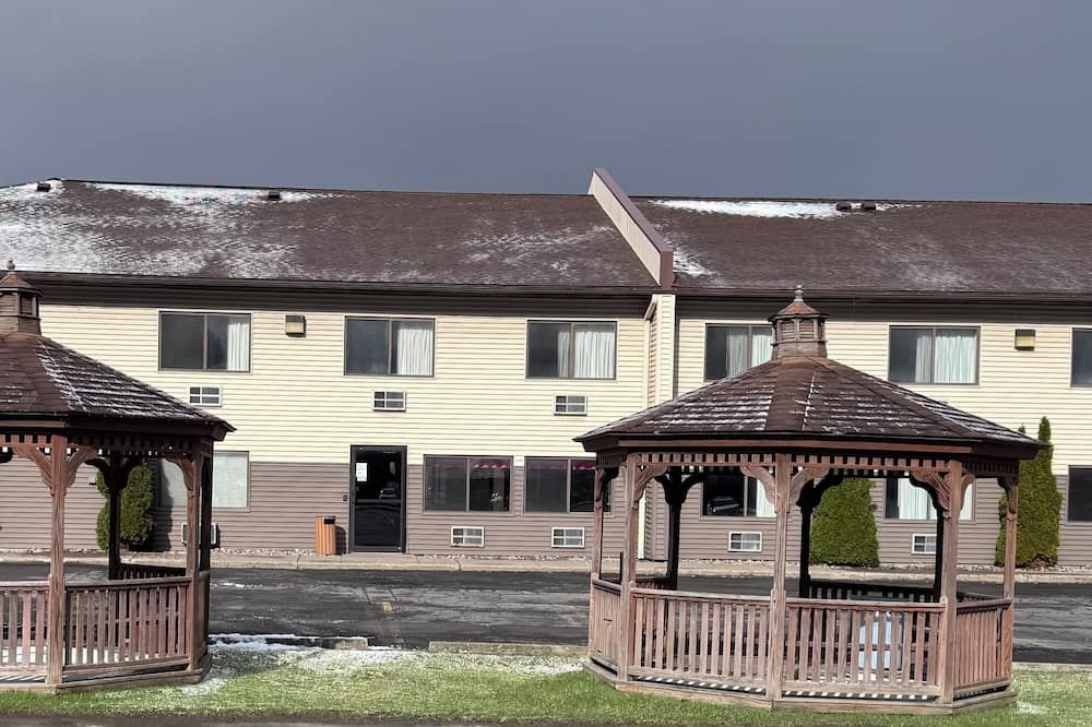 Budget Inn - Ithaca - Edificio