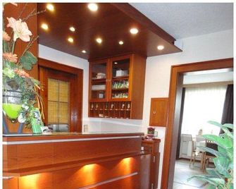 Pension Eva - Ottobeuren - Front desk