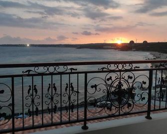 Nanwan station - Hengchun Township - Balcony
