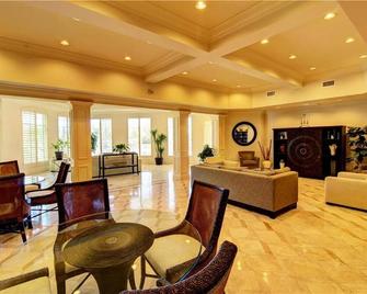 Luxury Waterfront Loft Condo - Fort Myers