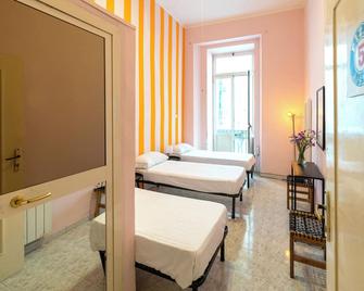 Naples Pizza Hostel - Naples - Chambre