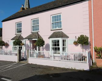 Old Temperance House - Helston - Building
