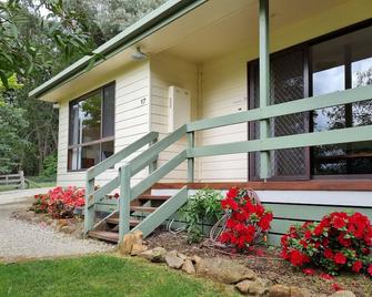 Annies Holiday Units - Beechworth - Building