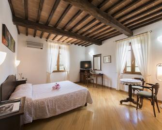 Hotel La Pace - Asciano - Schlafzimmer