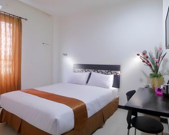 Gajah Mada Hotel Tarakan - Tarakan - Bedroom