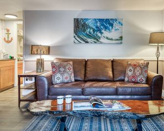 S6 - Hang Ten - Surf Inn - Netarts - Sala de estar