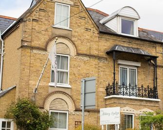 Abbey Lodge Hotel - High Wycombe - Bygning