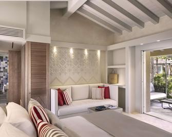 7pines Resort Sardinia - Baia Sardinia - Habitación