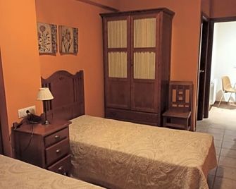 La Sociedad - Lledó - Bedroom