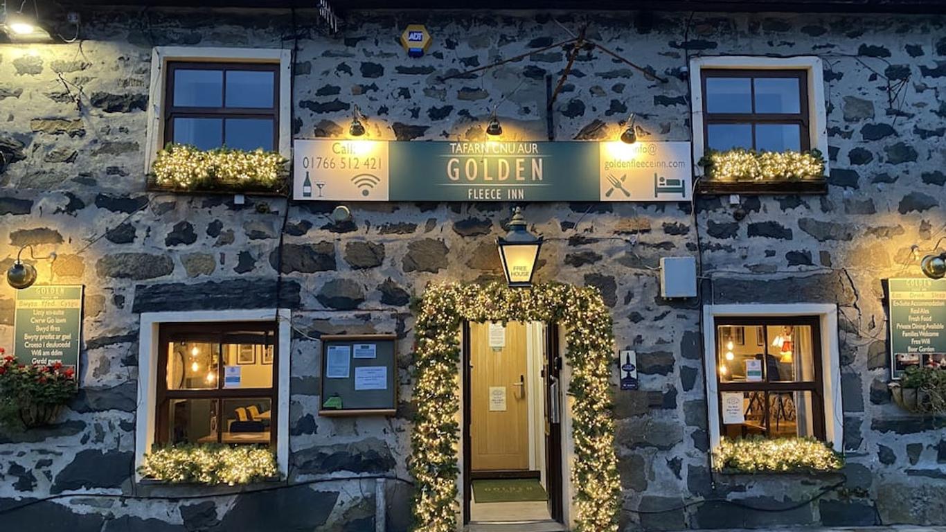 The Golden Fleece Inn