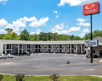 Econo Lodge Inn & Suites - Evergreen - Gebäude