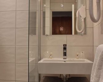 Timhotel Boulogne Rives de Seine - Boulogne-Billancourt - Baño
