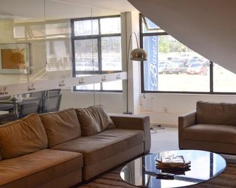 بيتار إن هوتل - برازيليا - غرفة معيشة