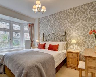 Summerville - Lynmouth - Bedroom