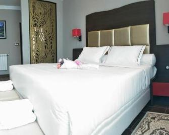 Hotel Abada - Mostaganem - Bedroom