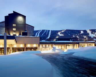 Delta Hotels by Marriott Mont Sainte-Anne, Resort & Convention Center - Beaupre - Building