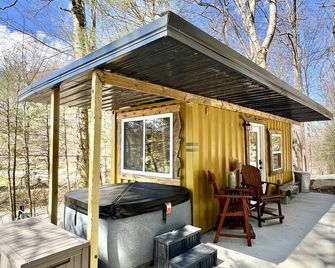 Get 'Wilder' @McFaddenRidge mins from New River Gorge Nat'l Park w/hot tub! - Mount Nebo - Patio