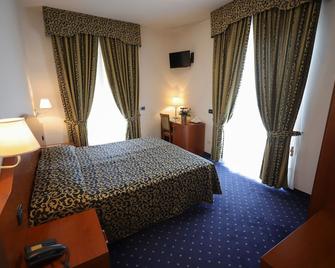 Hotel da Roberto - Lazise - Bedroom