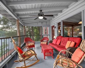 Lake Lure Cottage~Pontoon Available 2 Rent! - Lake Lure - Balcony