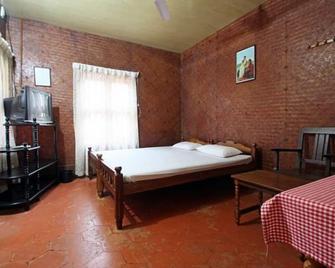 Pranav Beach Resort - Kannur - Bedroom