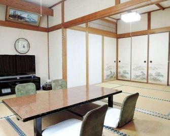 Kanesada Ryokan - Kuroishi - Dining room