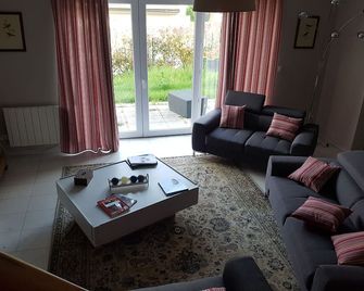 Gite Le Clos Werle In Pargny Les Reims 10 Mn From Reims - Reims - Living room