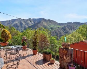 Homerez - Family Apartment in Ardanué, 60 sqm, View - Sahún - Balcón