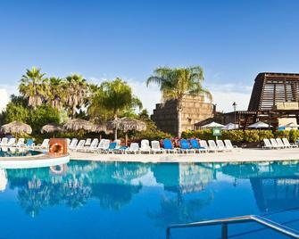 冒險港埃爾帕索酒店 - 包門票主題樂園 - 沙洛 - 薩洛 - 游泳池
