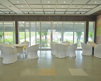 Satya Narayan Eco Resort & Waterpark - Dhenkanal - Lounge