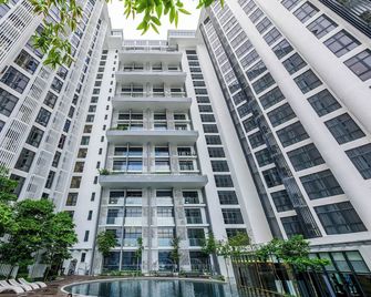 The Shore Premier Suites By Ssvc - Kota Kinabalu - Building