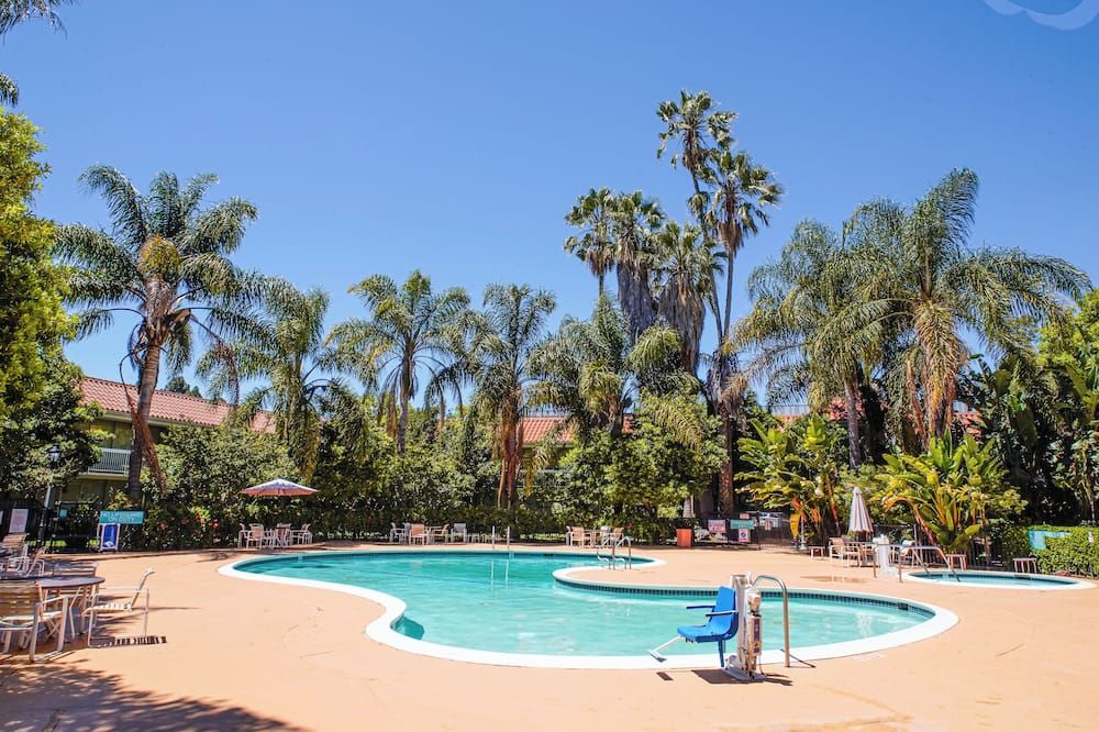 Pool view of Wyndham Garden San Jose Airport